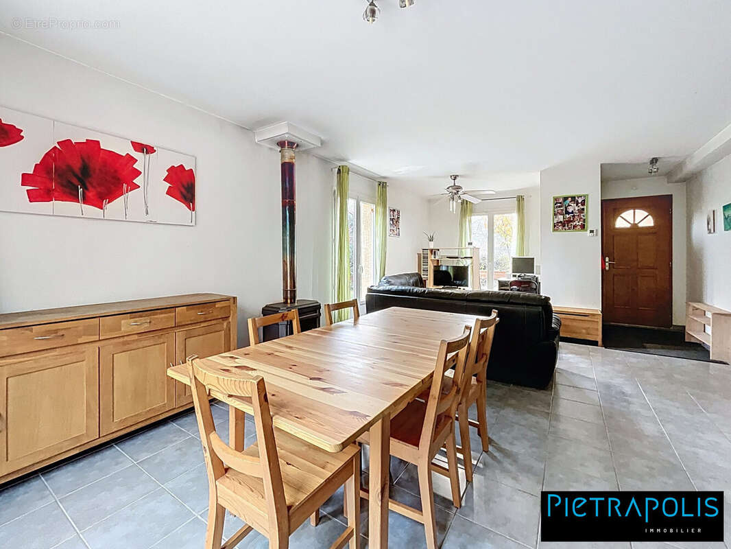 Maison à SAINTE-EUPHEMIE