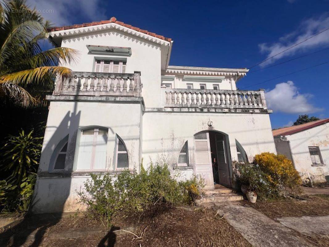 Maison à FORT-DE-FRANCE