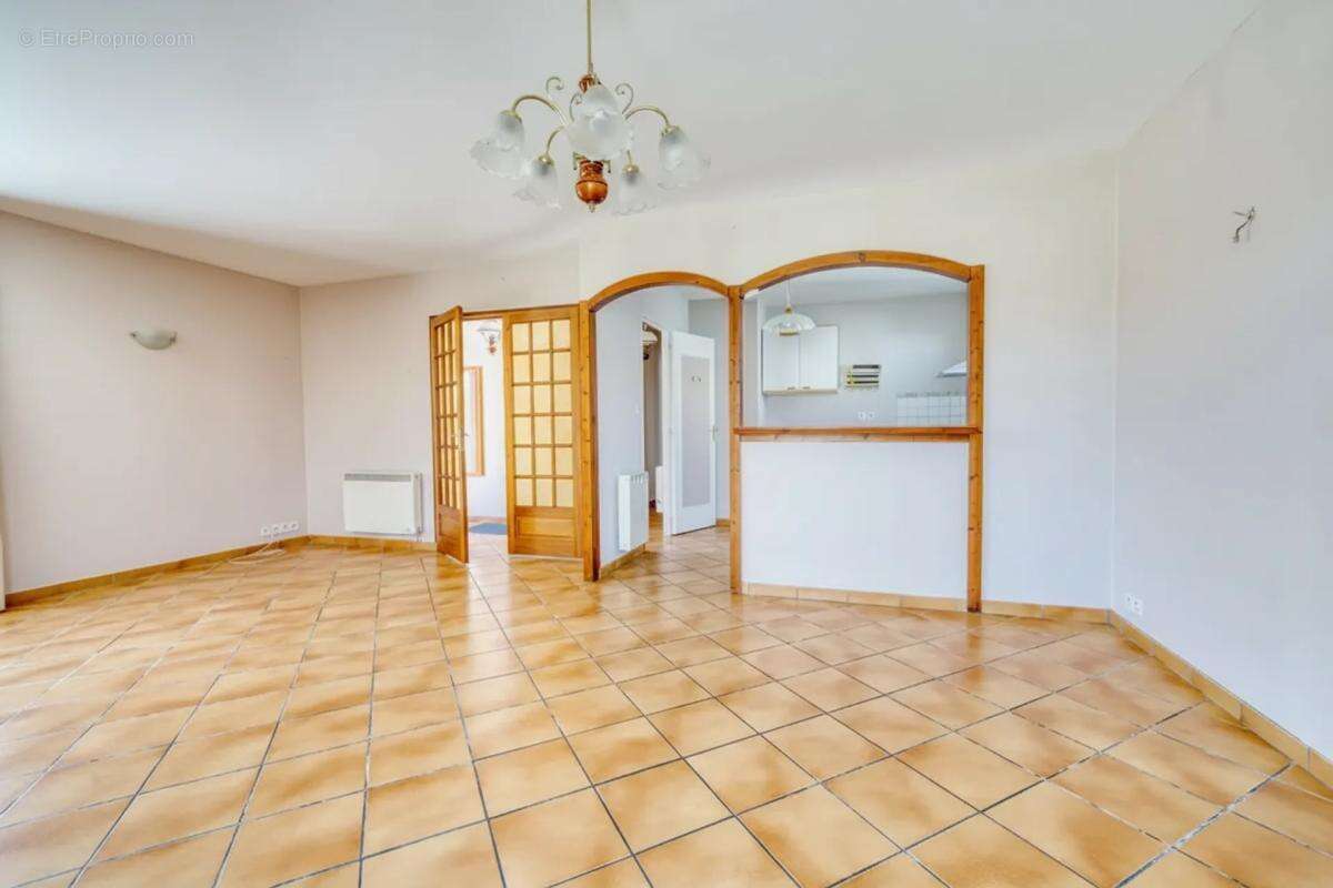 Maison à SAINT-SULPICE-DE-ROYAN