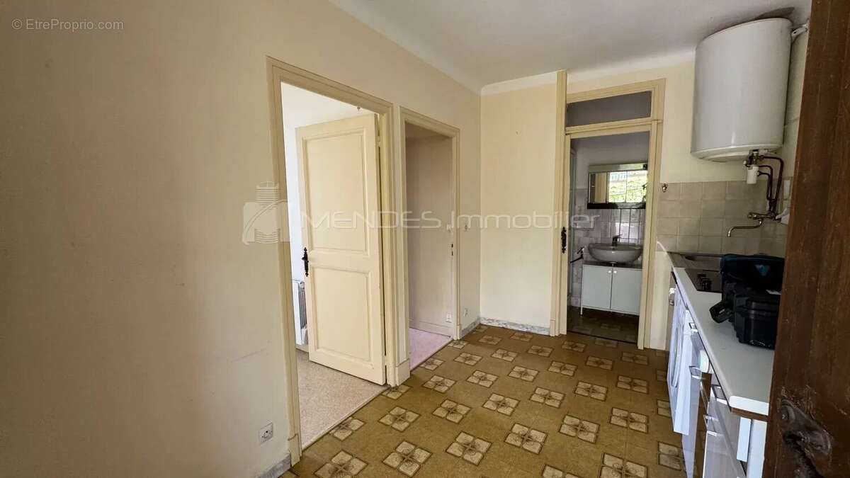Maison a renover entierement avec terrain proche menton - photo 18