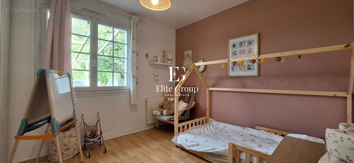 Maison à BARBEZIEUX-SAINT-HILAIRE