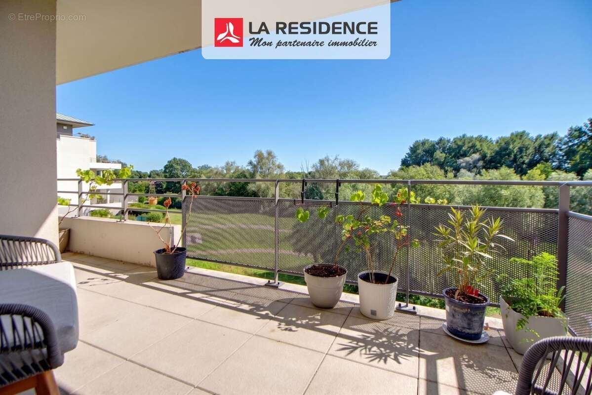 Appartement à HARDRICOURT