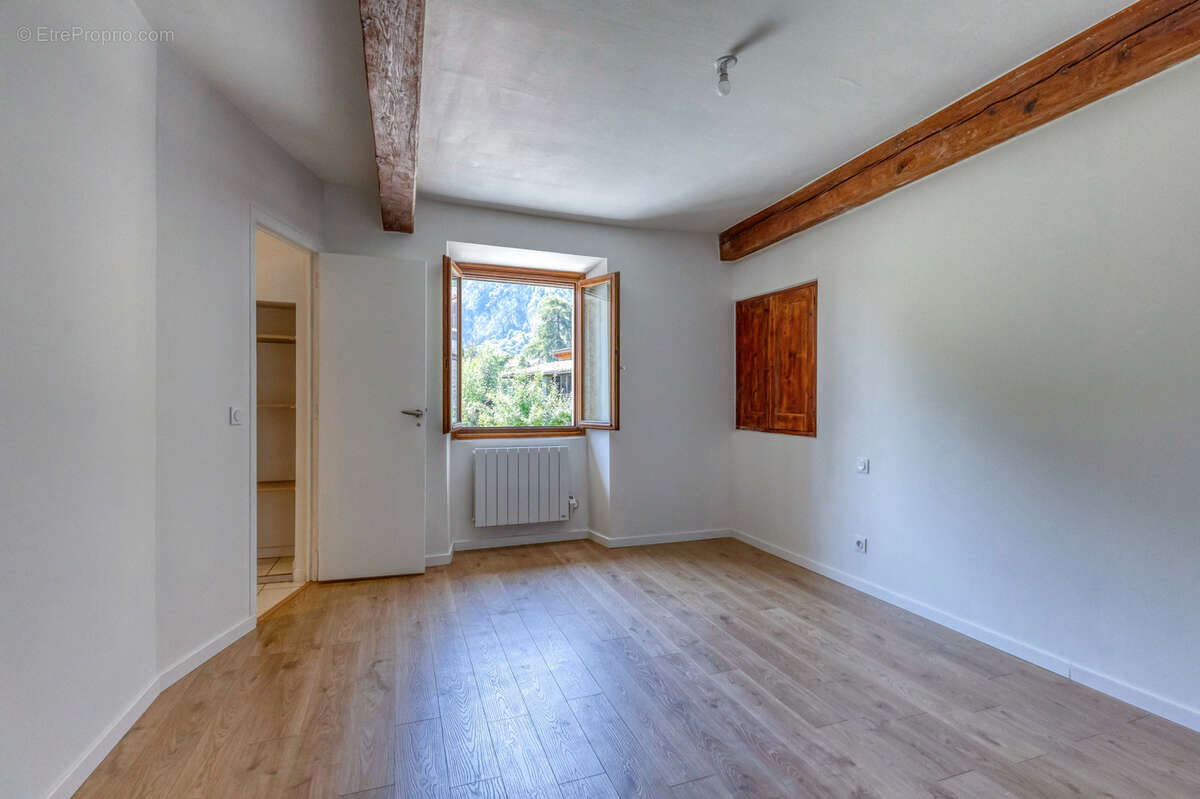 Appartement à SASSENAGE