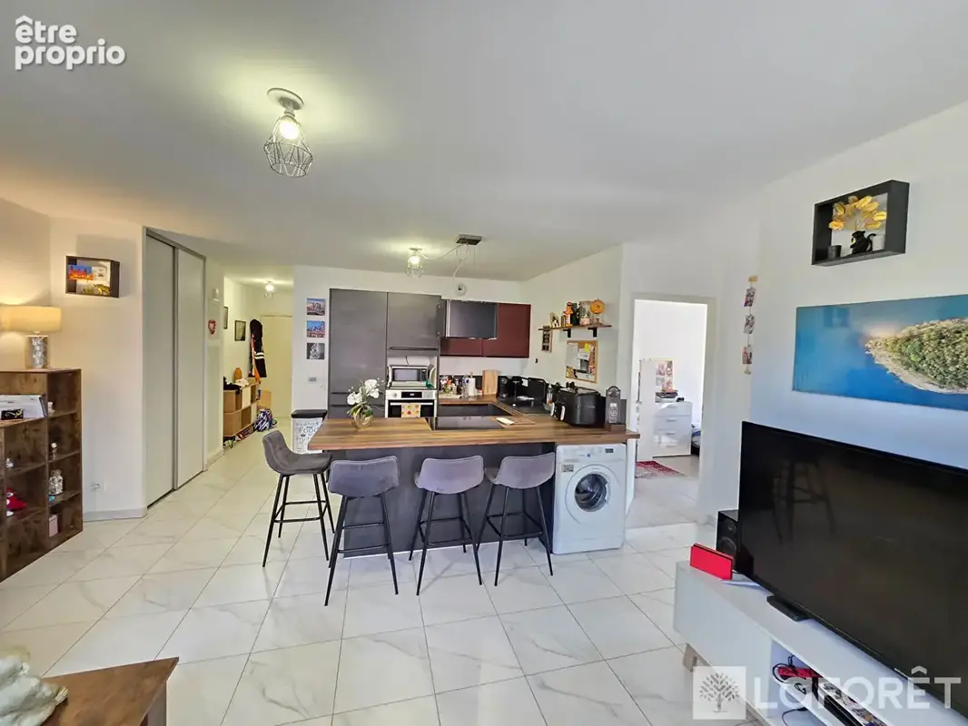 appartement plans de carros a vendre - 3 pièces - terrasse - box fermé - photo 4