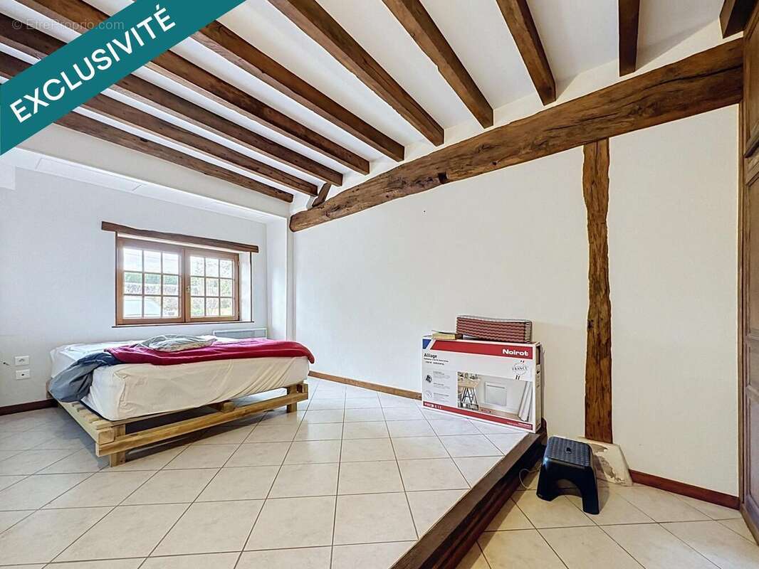 Maison 185 m² à Saint-Loup-D'ordon  - photo 8