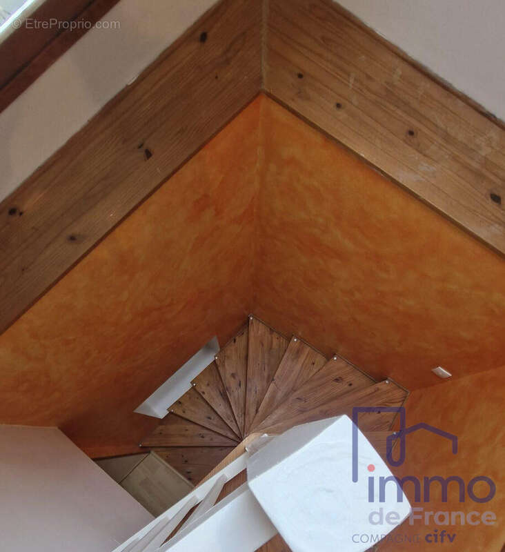 Maison à LA FOUILLOUSE