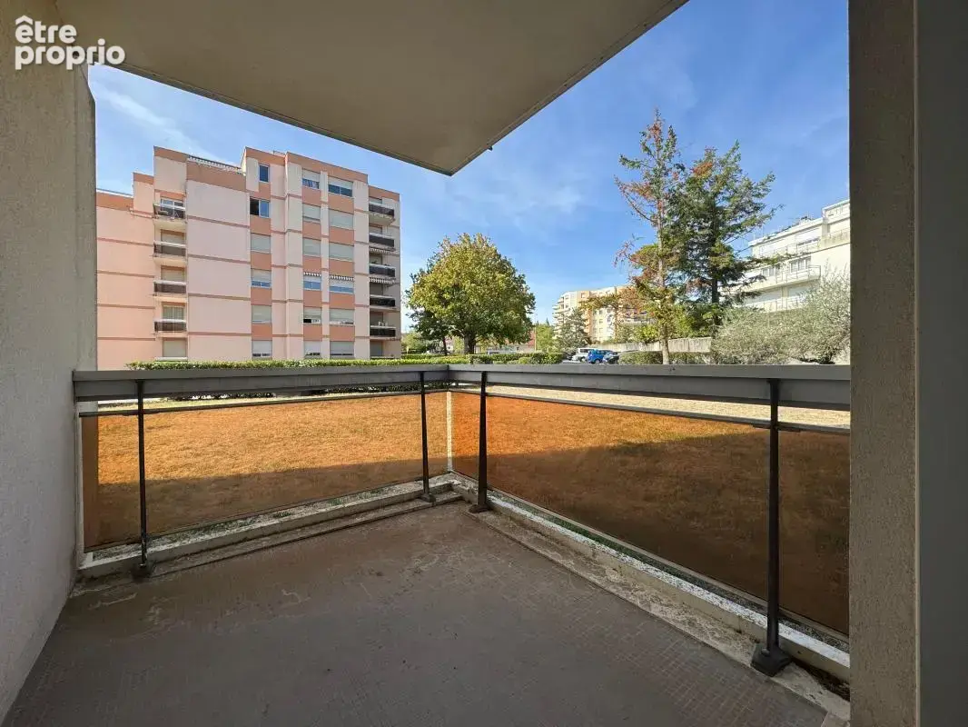 TALANT – Appartement rénové 49,39 m² avec balcon, cave et stationnement libre dans la Résidence - photo 17