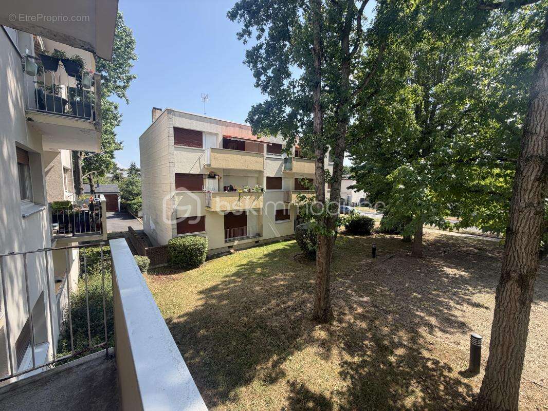 Appartement à QUINCY-SOUS-SENART