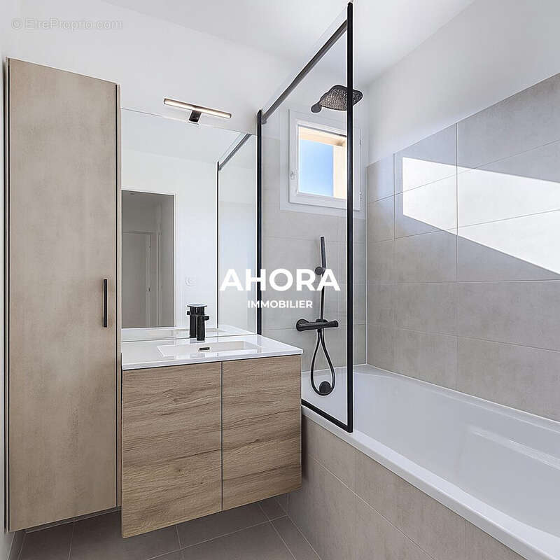 Appartement à MARSEILLE-9E