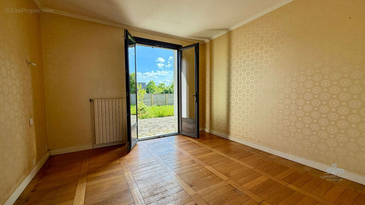 Maison à GRANDCHAMPS-DES-FONTAINES
