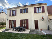 Maison à ISSOU