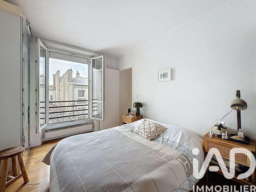 Photo 7 - Appartement à LEVALLOIS-PERRET