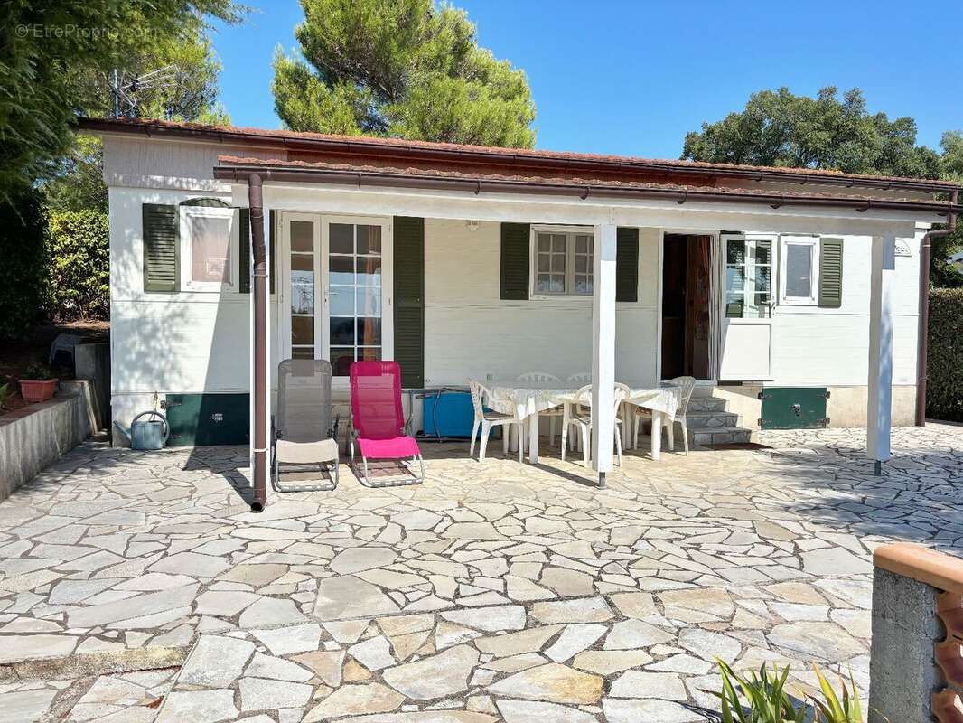 Maison 38 m² à Roquebrune-Sur-Argens  - photo 5