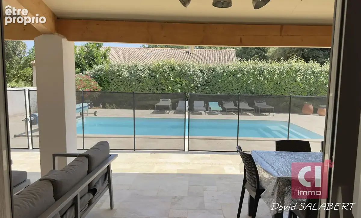 Villa à vendre à Garéoult avec piscine et appartement indépendant - photo 15