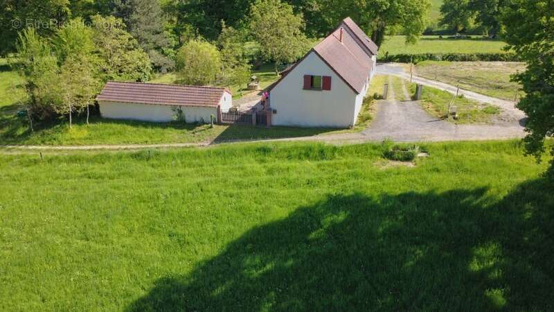Maison à vendre 6 pièces MONTCOMBROUX LES MINES (03) - photo 6