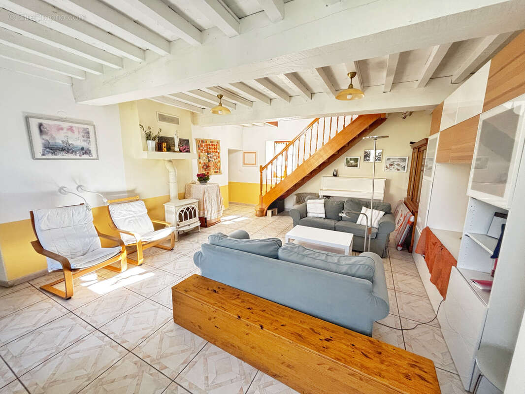 Maison à VAULX-MILIEU