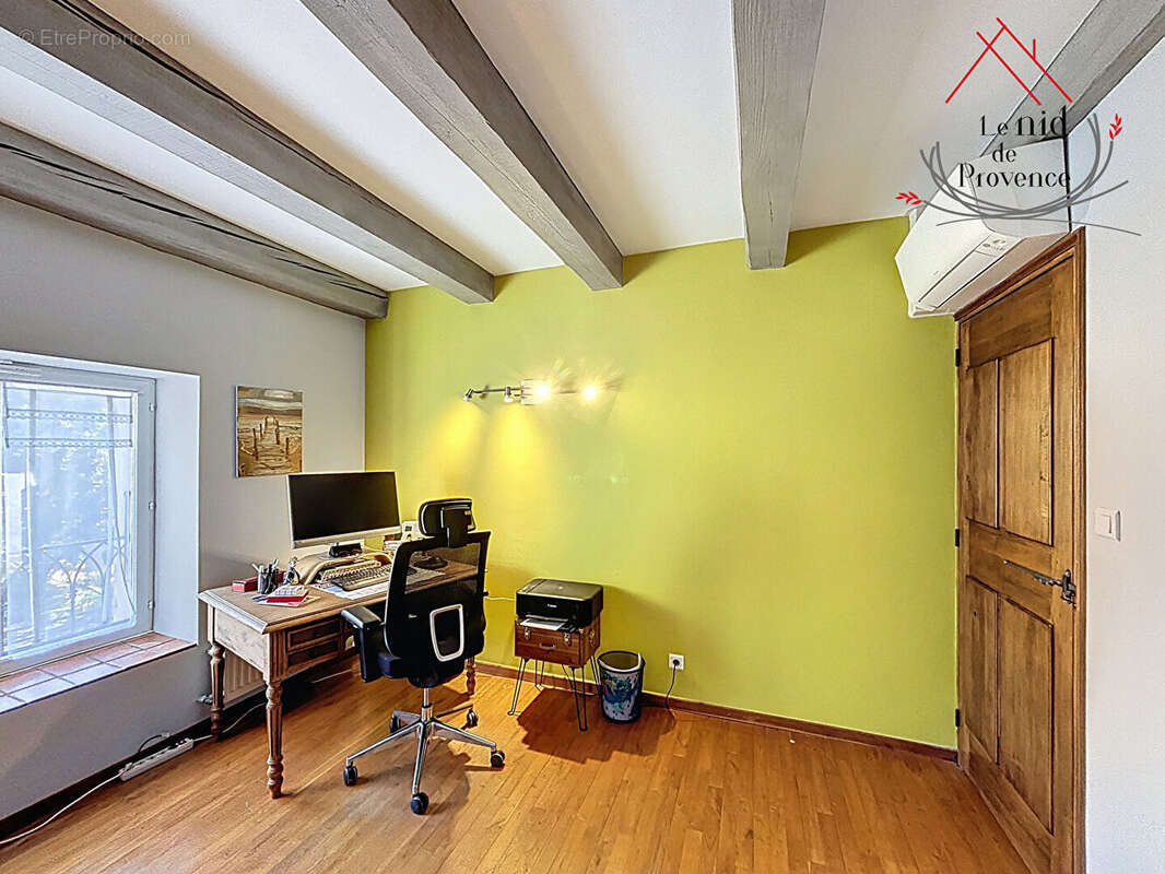 Maison à JONQUIERES