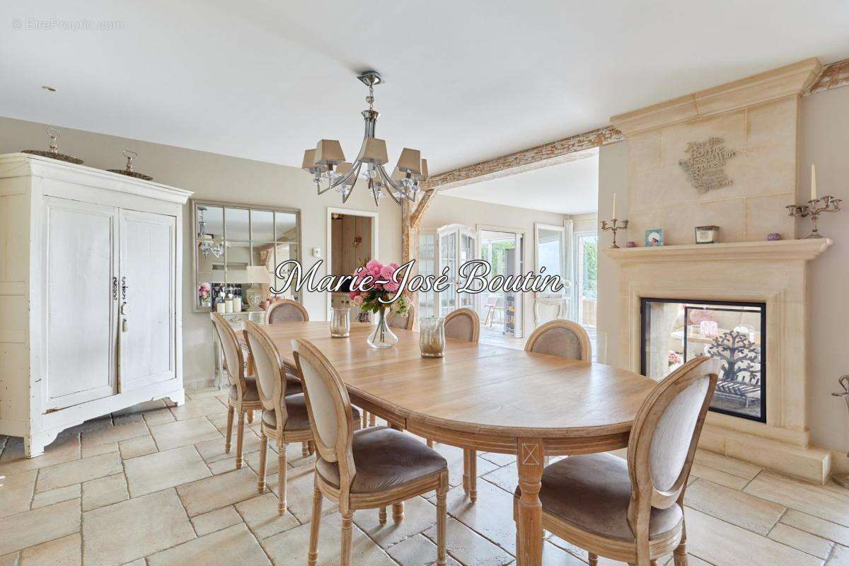 Maison à PONT-L&#039;EVEQUE