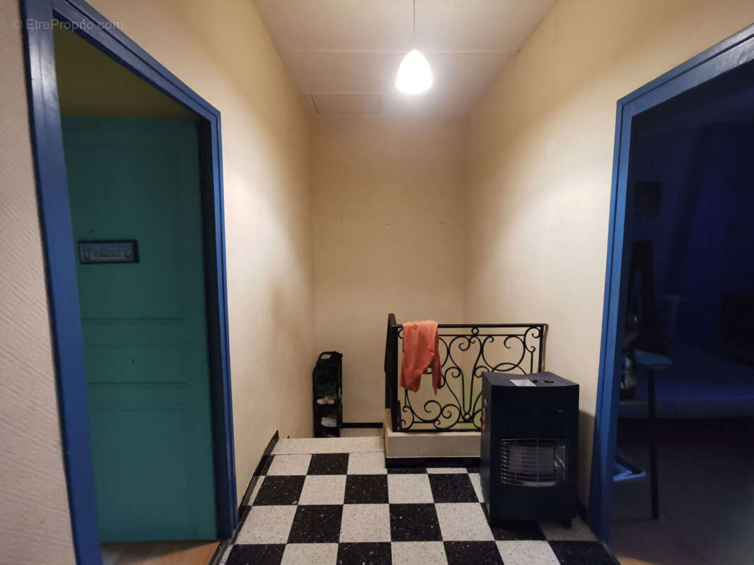 Maison à LEZIGNAN-CORBIERES