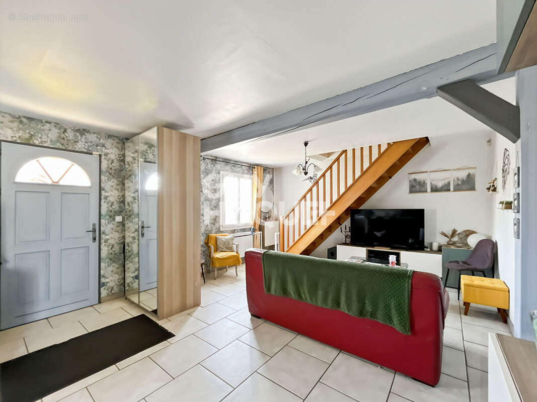Maison à FONTENAY-TRESIGNY