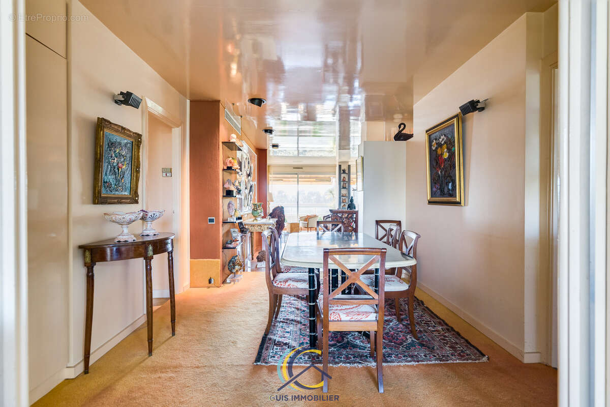 Appartement à MARSEILLE-8E