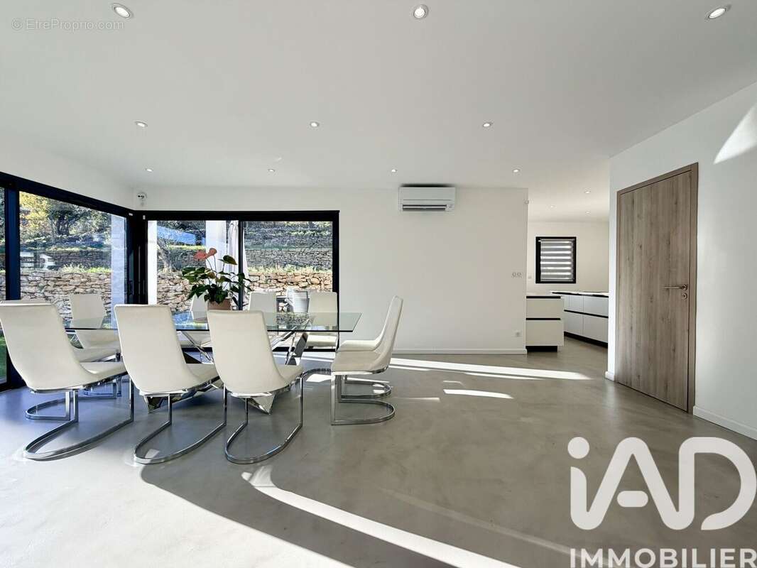 Photo 5 - Maison à SOLLIES-TOUCAS