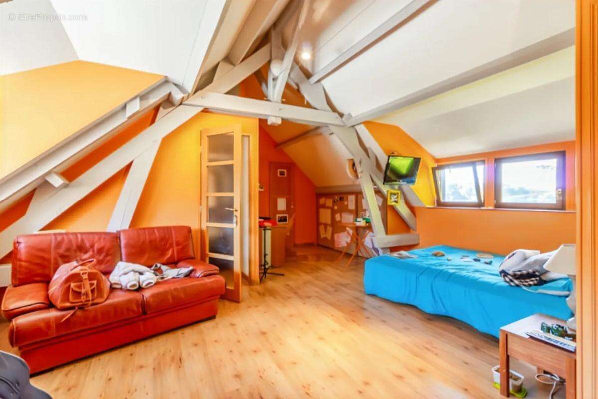 Maison à DAMPIERRE-EN-GRACAY