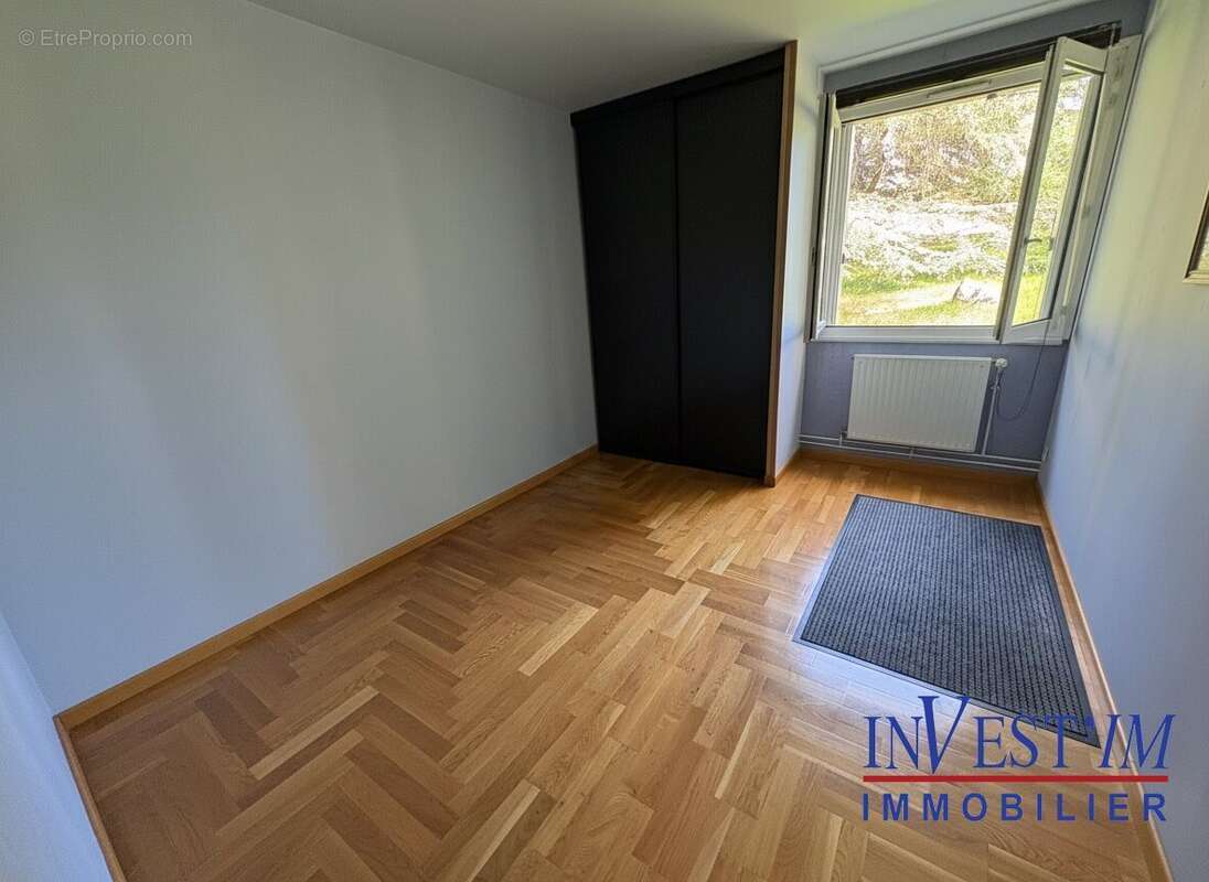 Appartement à OULLINS