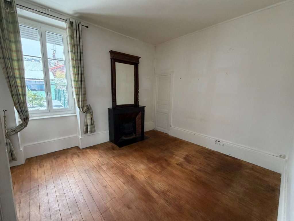 Appartement à LE CREUSOT