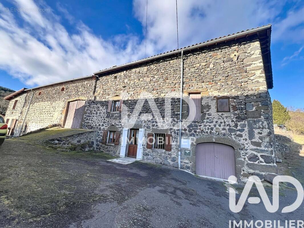 Photo 1 - Maison à POLIGNAC