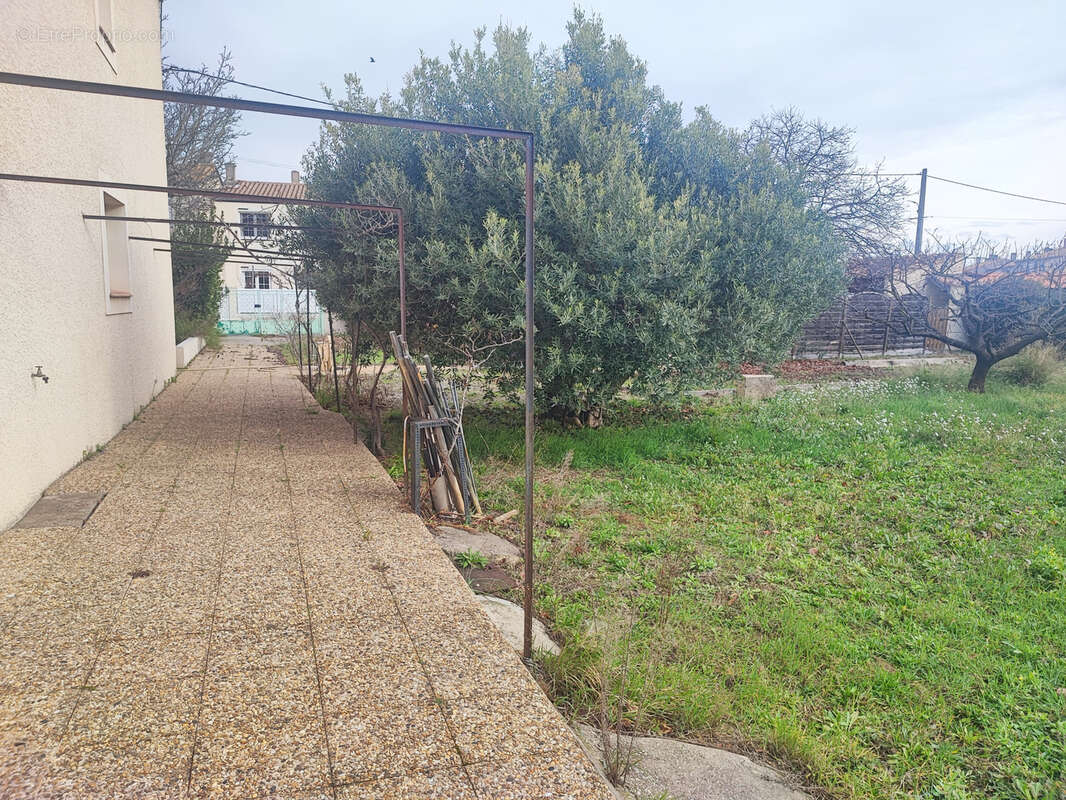 Maison à PEYRIAC-MINERVOIS