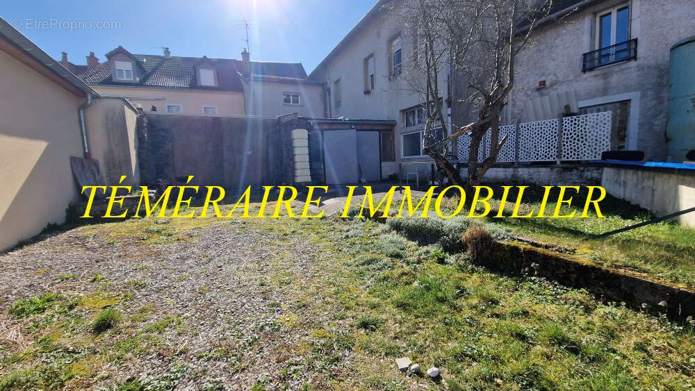 Appartement à CHAMPAGNOLE