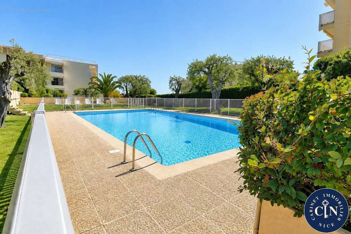 Appartement 81 m² à Nice  - photo 2