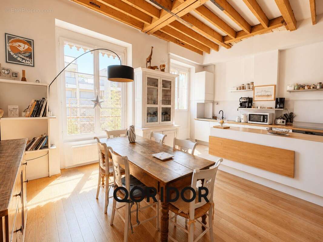 Appartement à LYON-6E