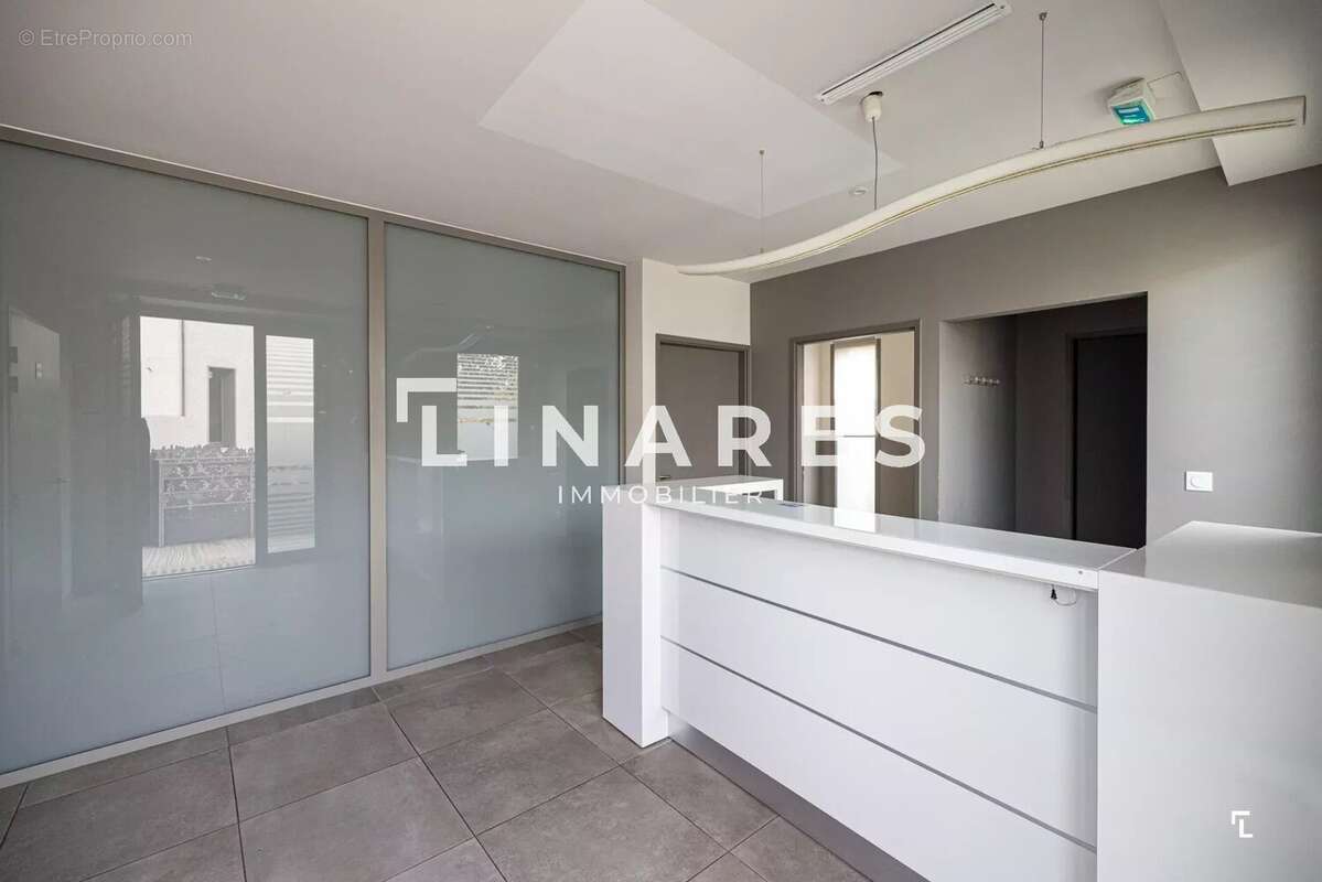 Commerce à SAINT-REMY-DE-PROVENCE