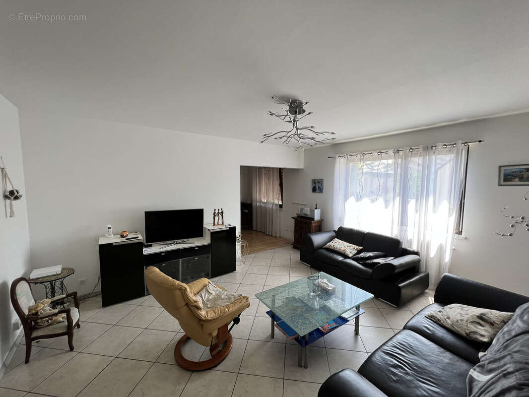 Appartement à HUNINGUE