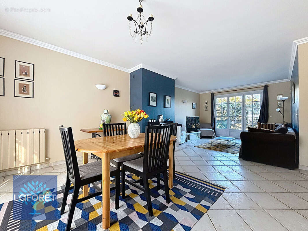 Maison à ORMESSON-SUR-MARNE