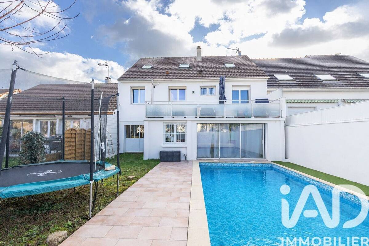 Photo 1 - Maison à MORANGIS