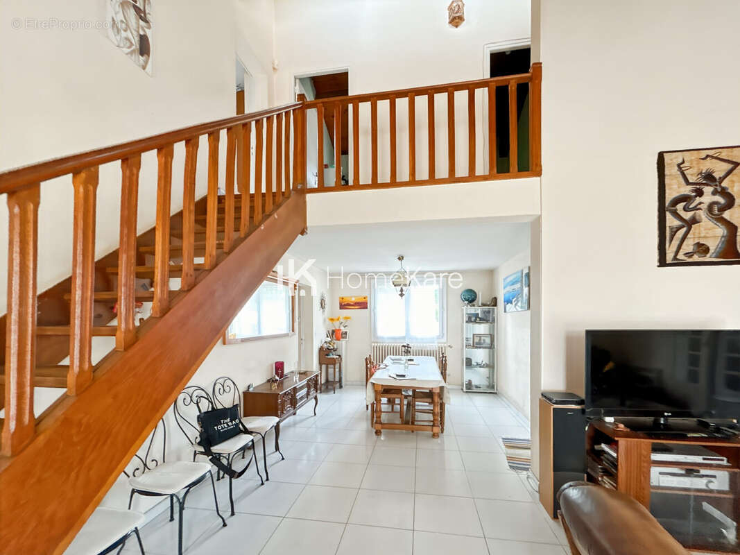 Maison à FONTENILLES