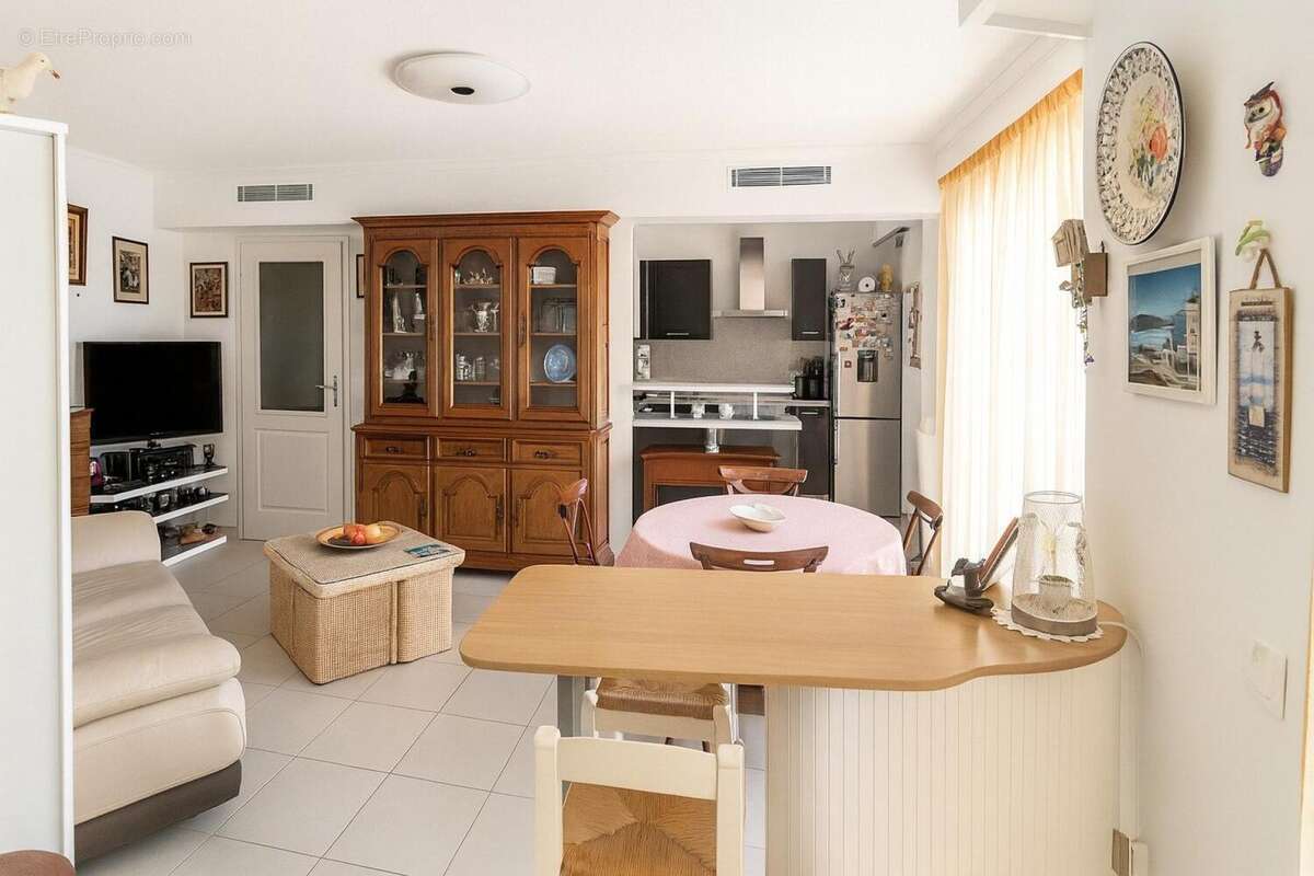 Photo 5 - Appartement à FREJUS