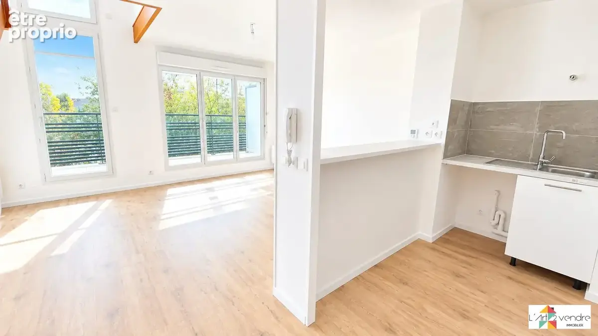 Appartement 2 pièces 44 m² à vendre à Corbeil-Essonnes (91100) - photo 3