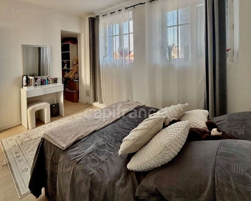 Maison à THAON-LES-VOSGES