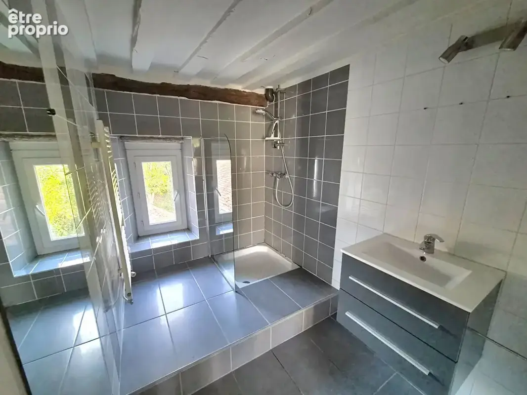Maison en vente sur terrain de 419 m² - photo 5