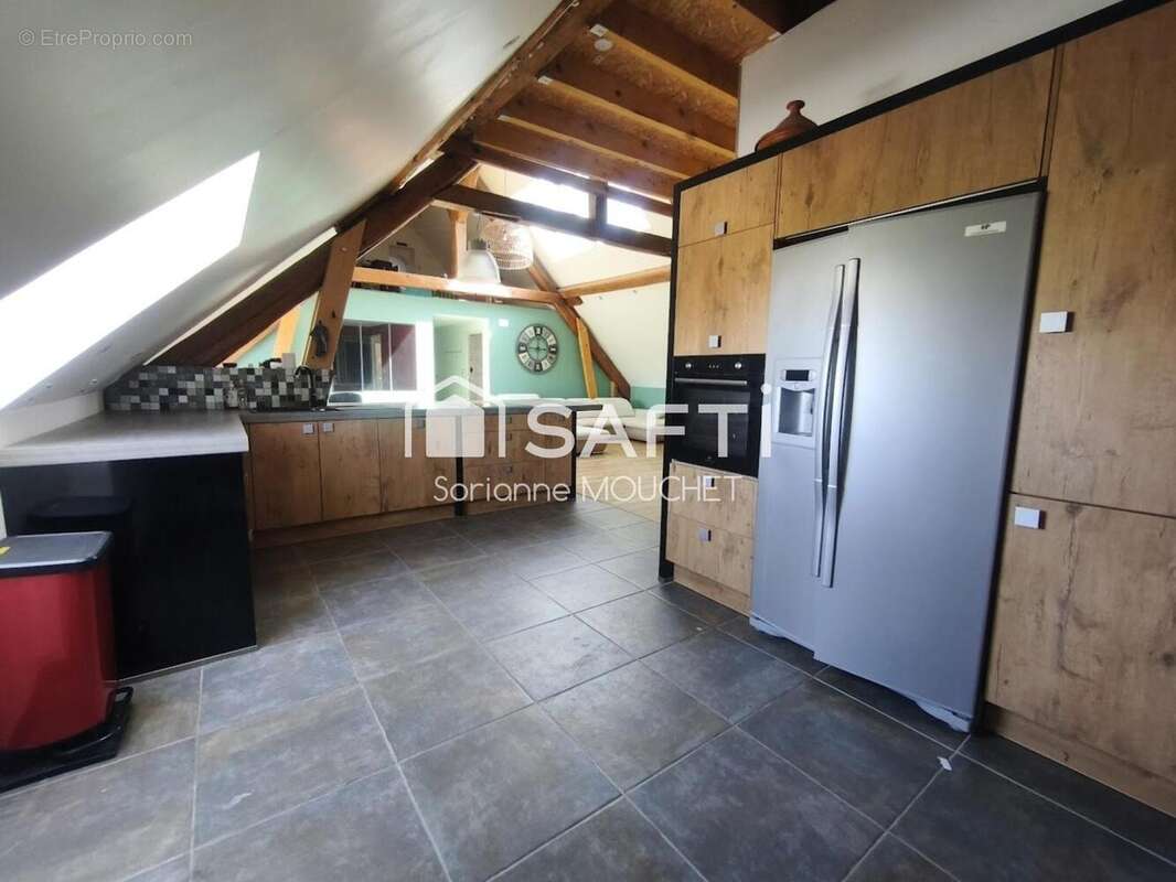 Appartement 130 m² à Exincourt  - photo 4