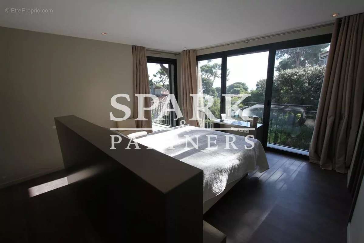 Maison à ROQUEBRUNE-CAP-MARTIN