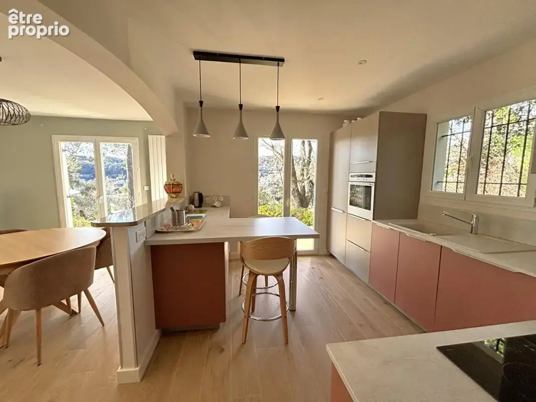 La Colle-sur-Loup, Élégante maison familiale rénovée, calme absolu - photo 9