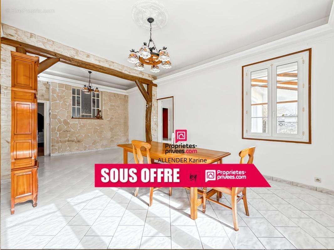 Maison à VILLENEUVE-L'ARCHEVEQUE