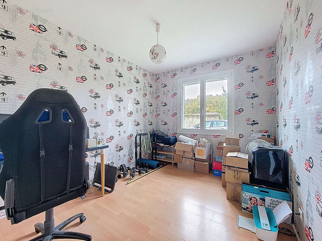 Maison à PAREMPUYRE