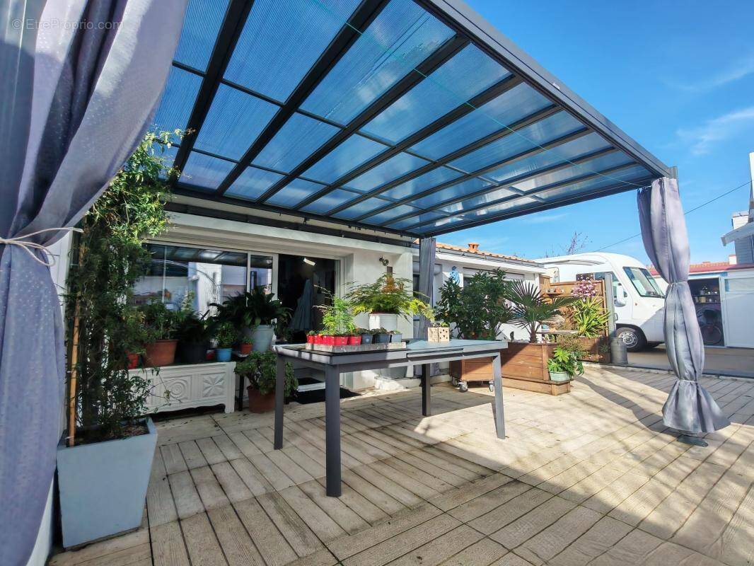 Maison à BEAUVOIR-SUR-MER