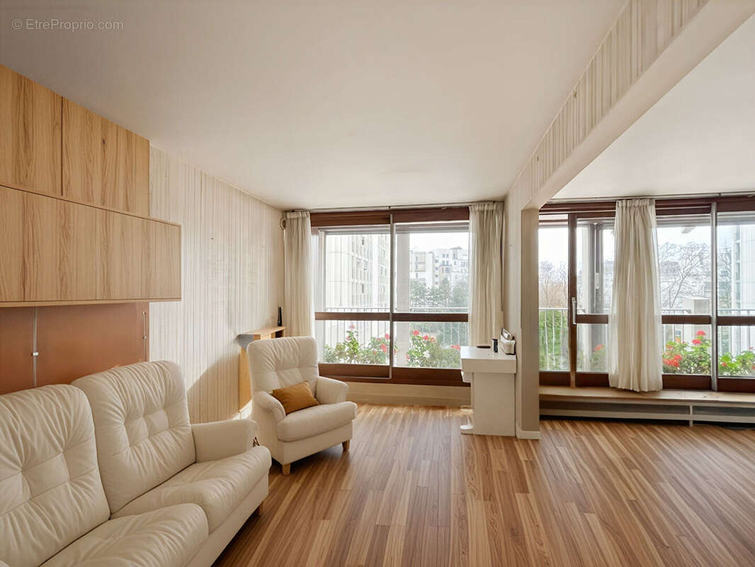 Appartement à PARIS-15E